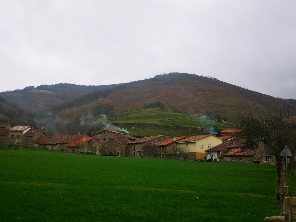 Posada Rural Penasagra Quintanilla Eksteriør billede